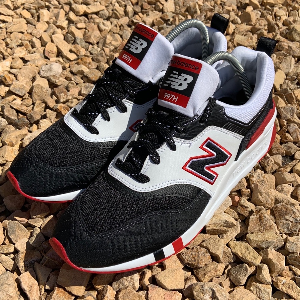 SOLD New Balance 997H black red men’s 10